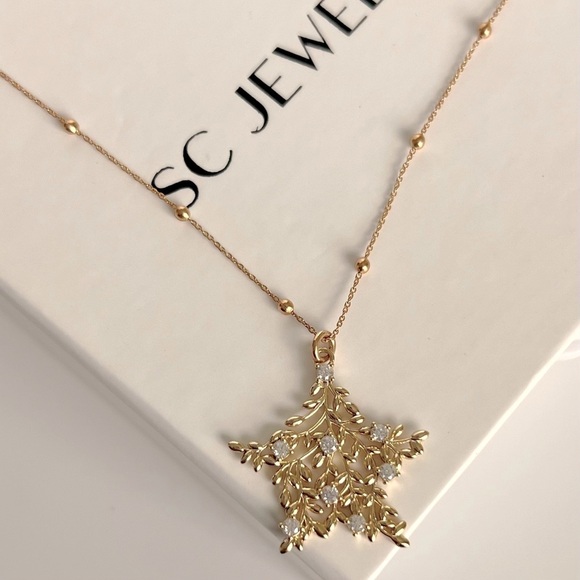 Star Leaf Necklace with Ball Chain 14k Gold Plated Luxury Jewelry - Picture 1 of 10